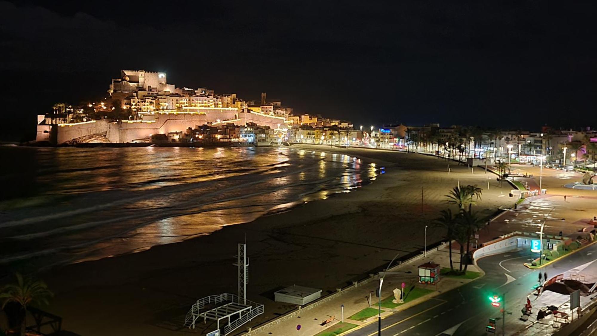 Apartamento Loft Primera Linea De Playa, Vistas Altas Mar Y Castillo Peníscola Exterior foto